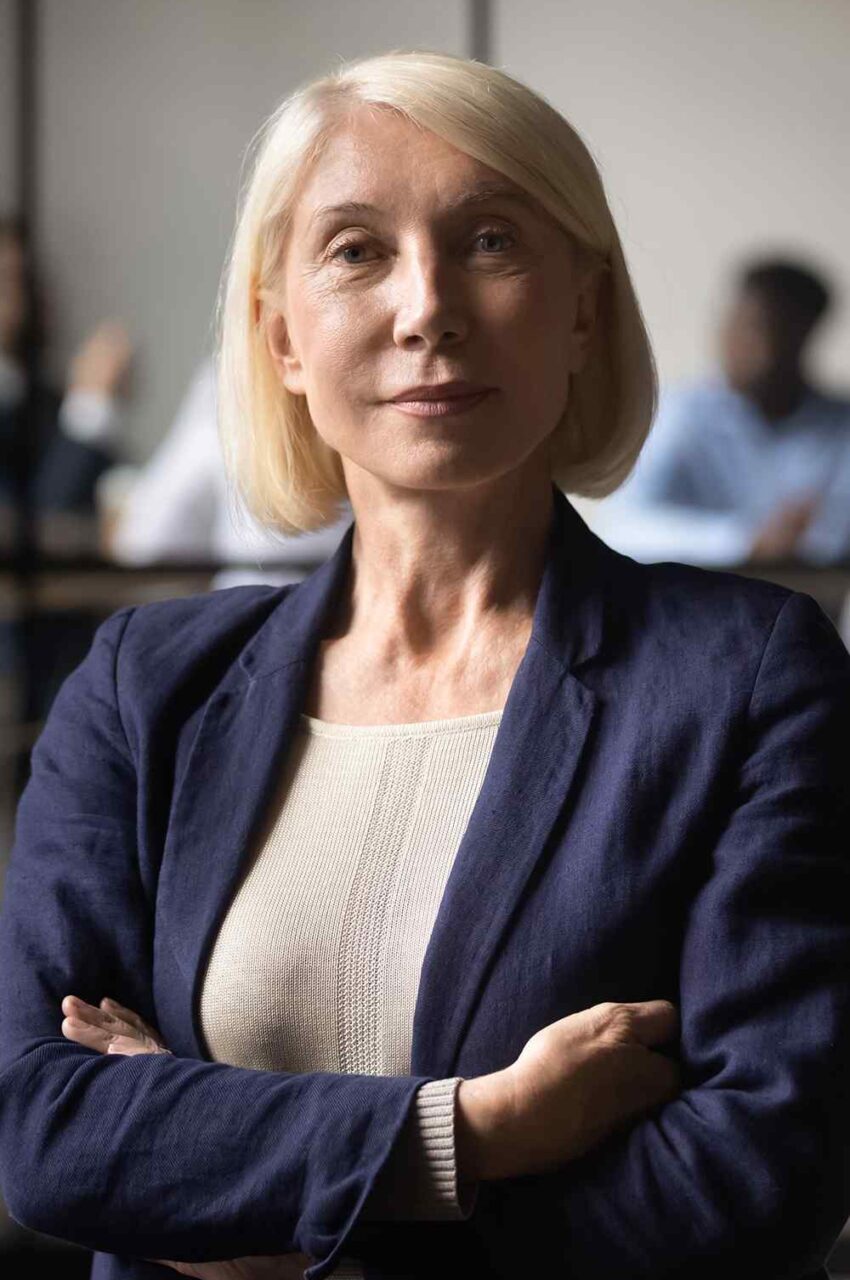 https://metroad.in/wp-content/uploads/2019/02/team_04-850x1280.jpg
